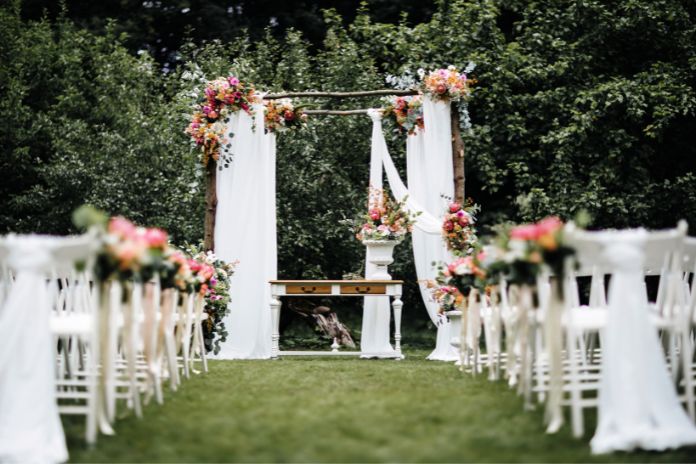 5 Must-Know Tips for an Awesome Outdoor Wedding